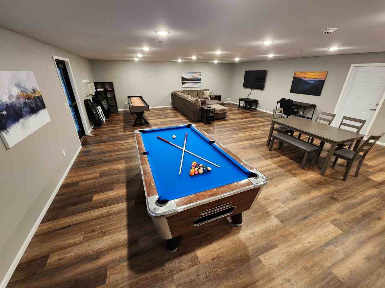 Nexus III Apartments - Photo 3 of 21