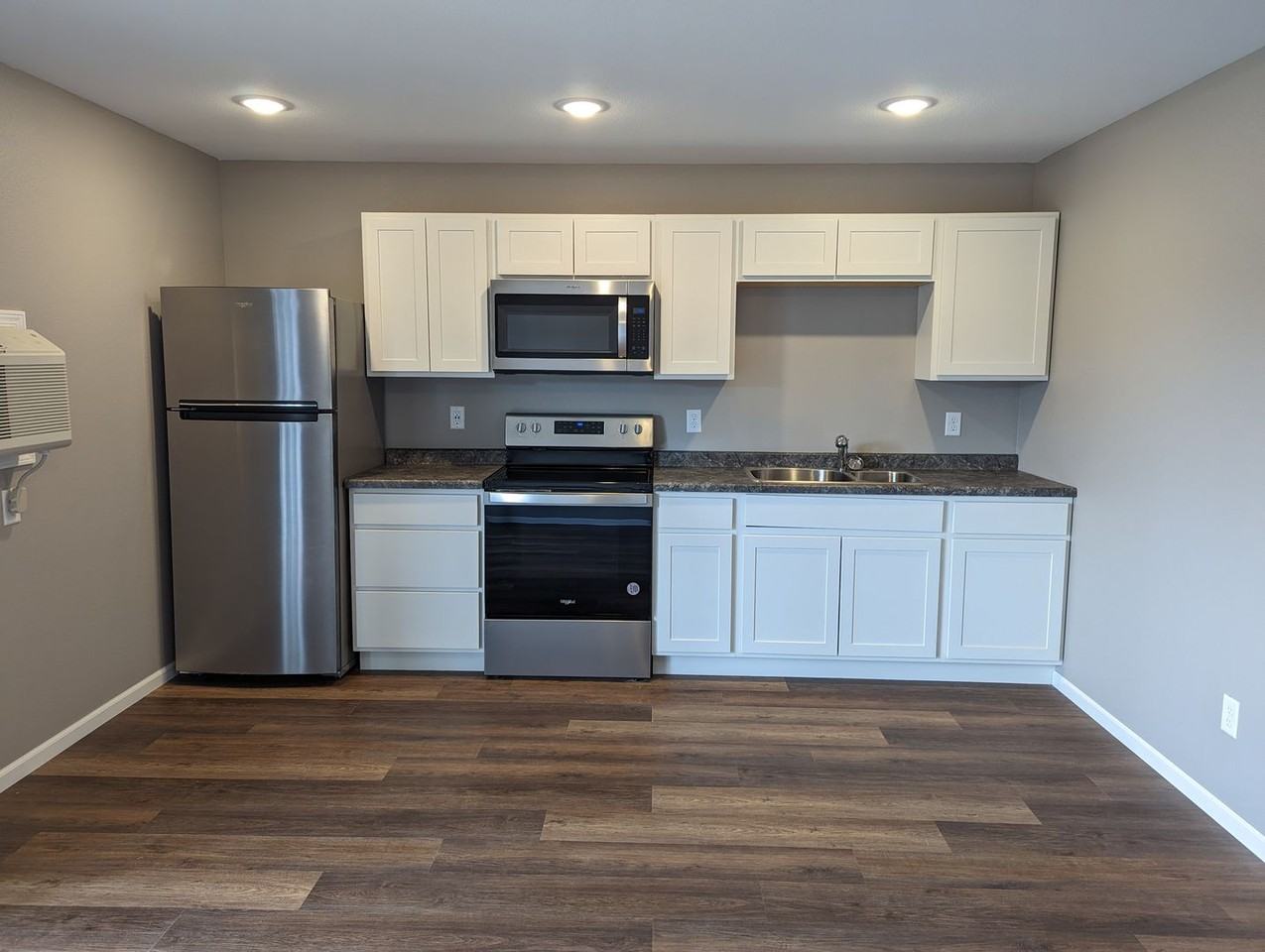 Nexus III Apartments - Photo 7 of 21