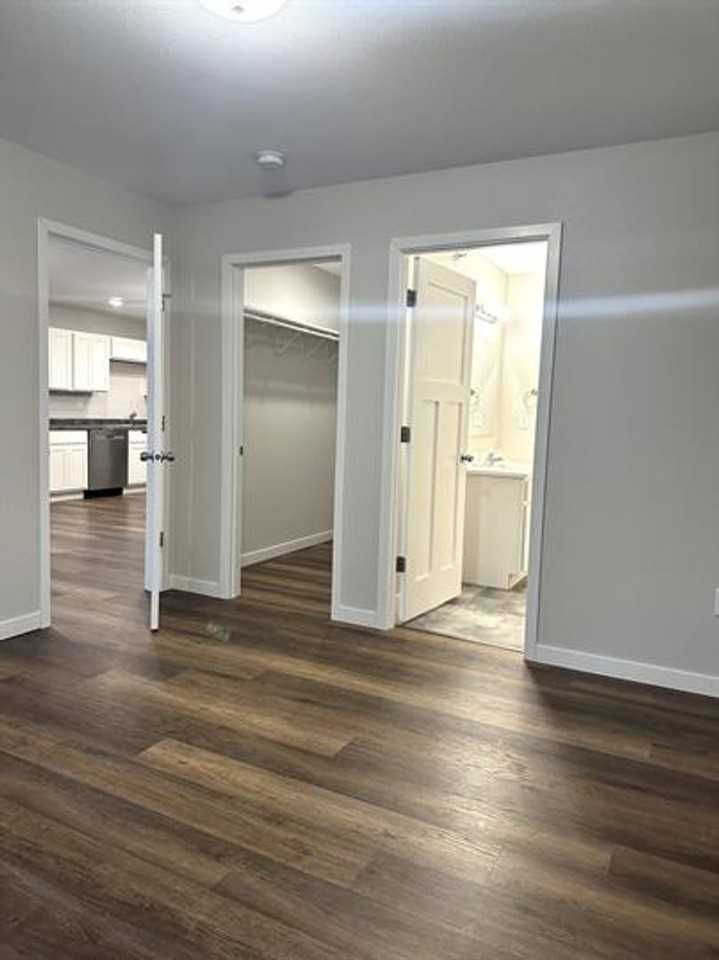 Edgeview Apartments - Photo 5 of 13