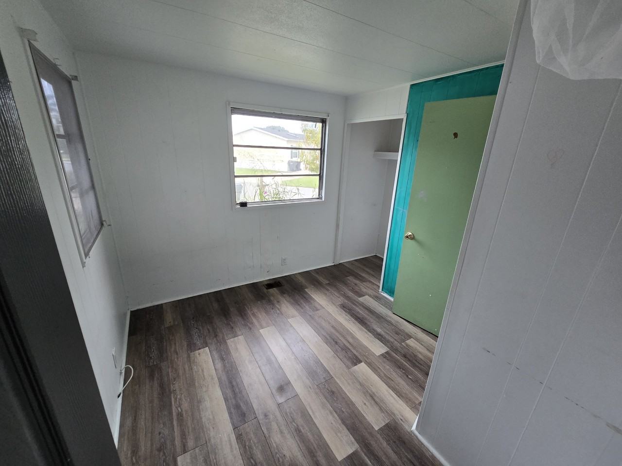 335 1st Ave N #NA - Photo 4 of 15