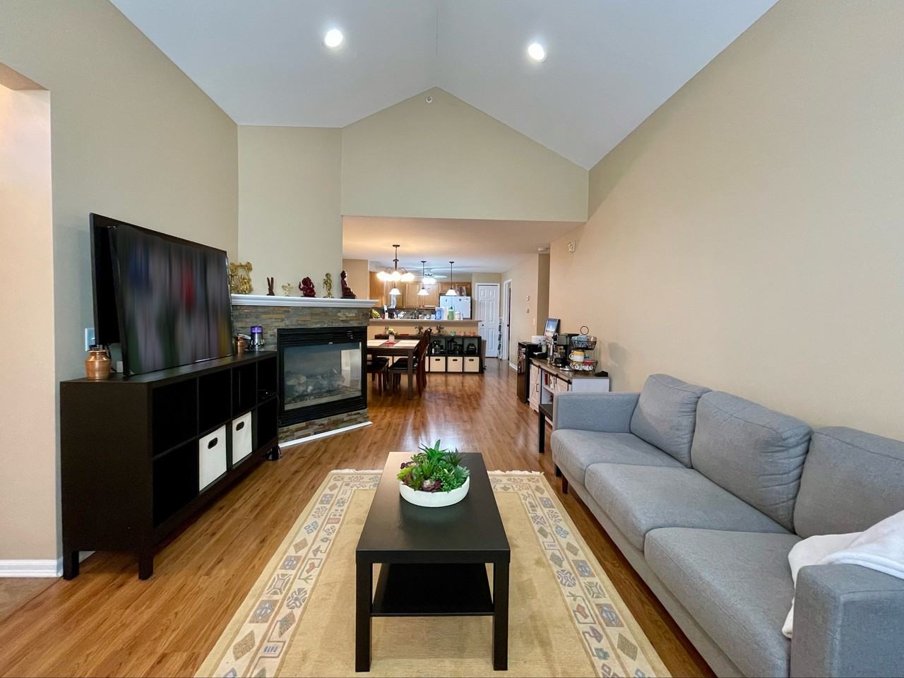 18104 Adri Cir #123 - Photo 3 of 33