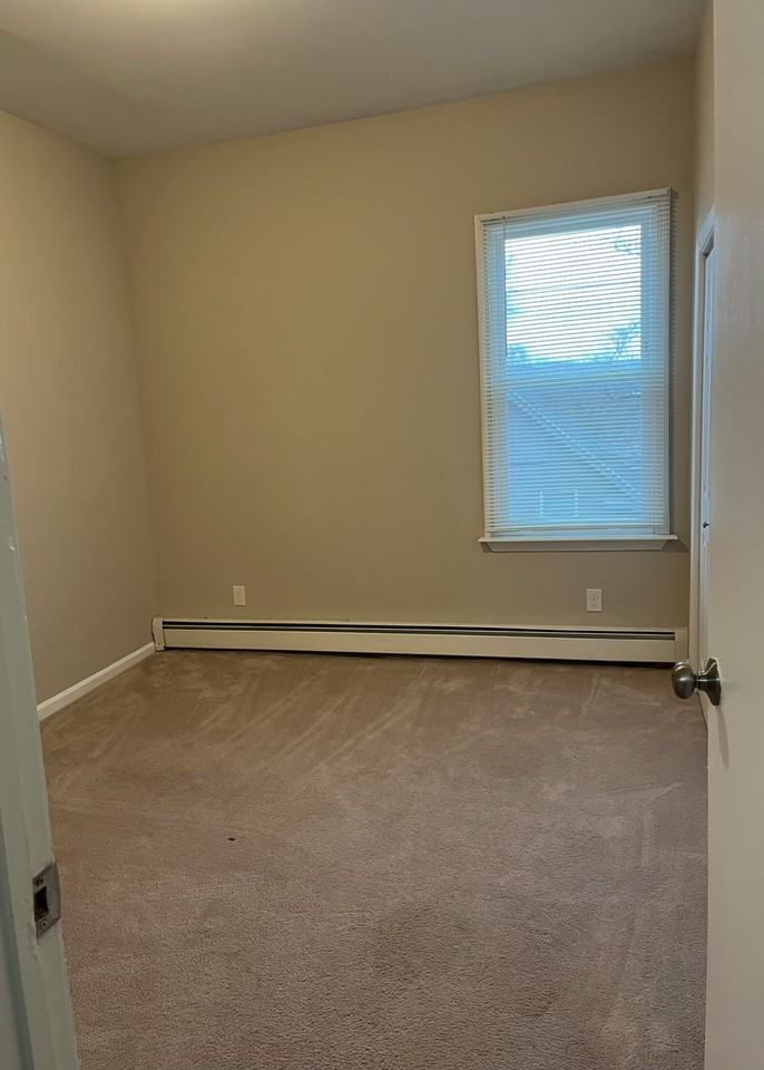 19 Hawkins St #3 - Photo 6 of 10