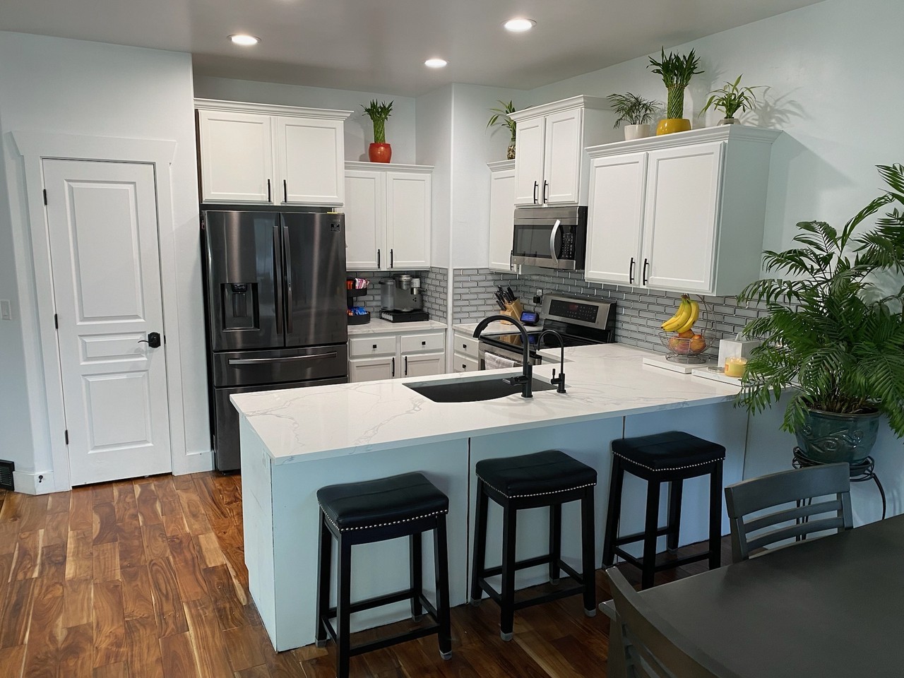 1462 N La Palma Pl - Photo 4 of 38