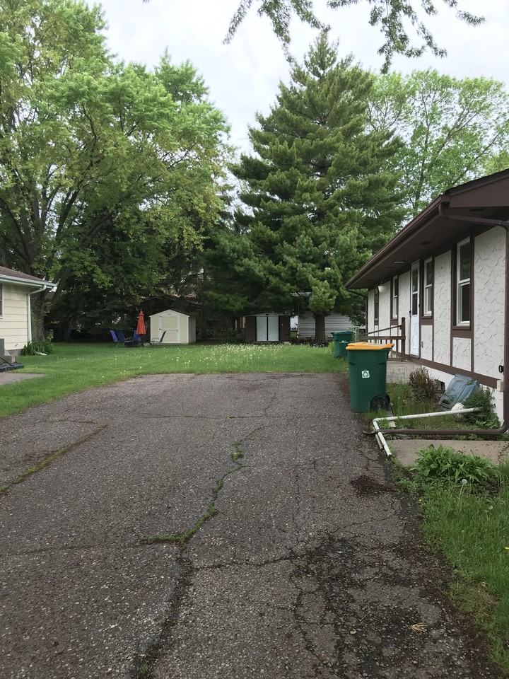 2717 Hampshire Ave N #NA - Photo 2 of 19