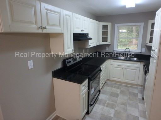 123 Deerfield Trail SE - Photo 3 of 17