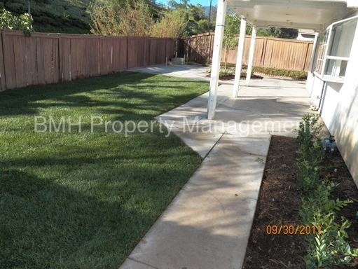 2120 Georgetown Dr - Photo 3 of 14