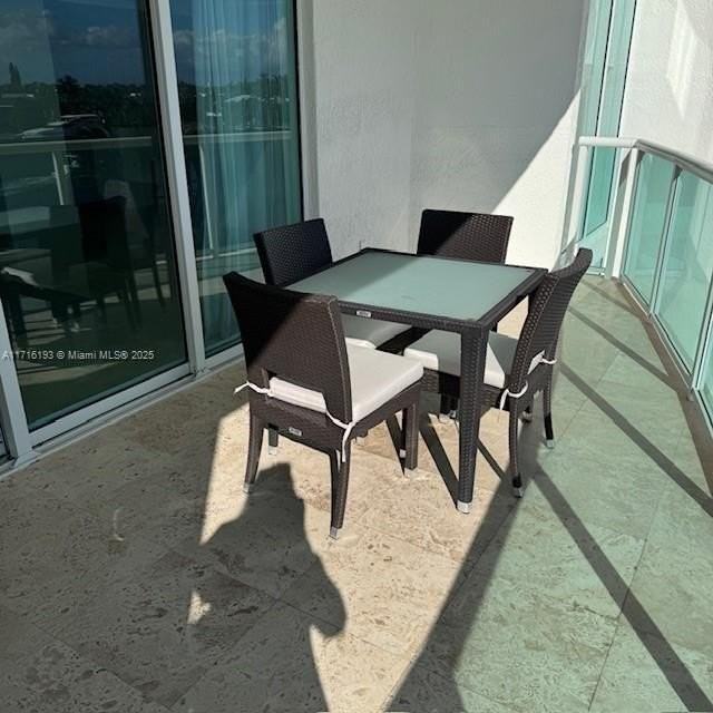 20201 E Country Club Dr #409 - Photo 3 of 12