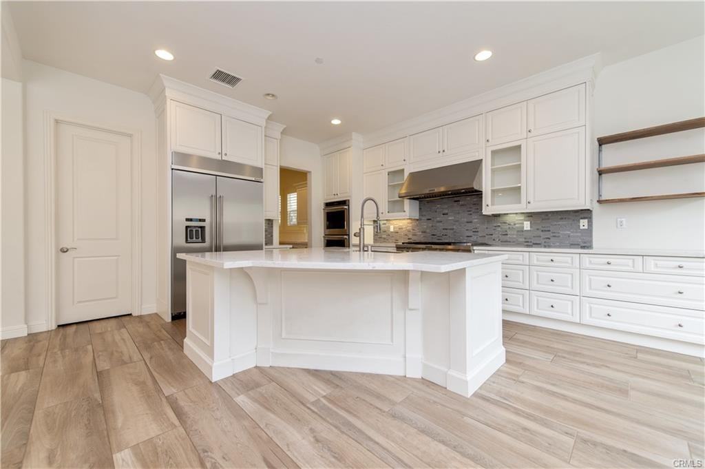 20 Barberry - Photo 2 of 8