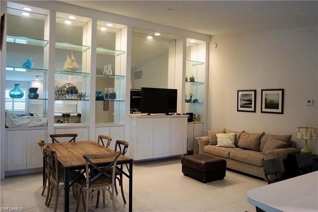 4194 Saint George Lane - Photo 5 of 29