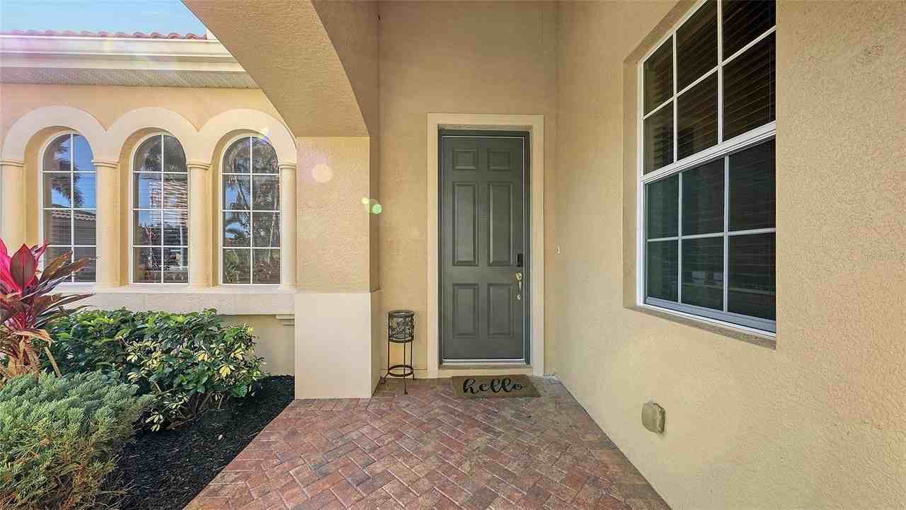 121 Savona Way - Photo 4 of 50