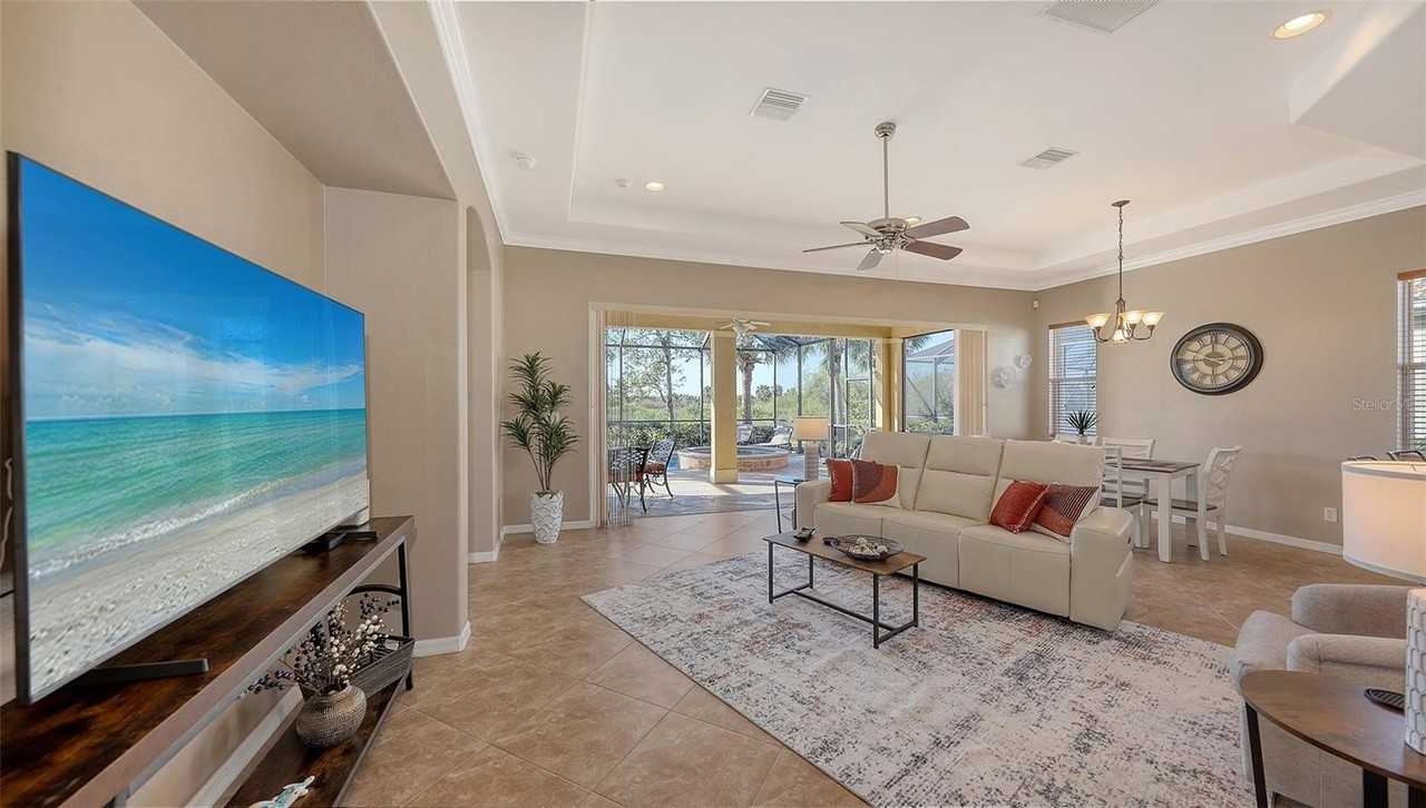 121 Savona Way - Photo 6 of 50