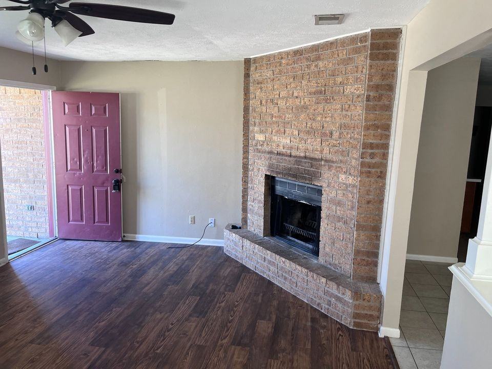 2714 Allen Forest Dr - Photo 3 of 12