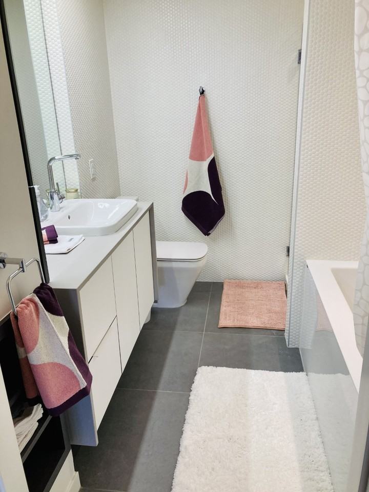 550 East Broadway #401 - Photo 6 of 13