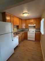 439 W 7th St - Photo 1 of 1