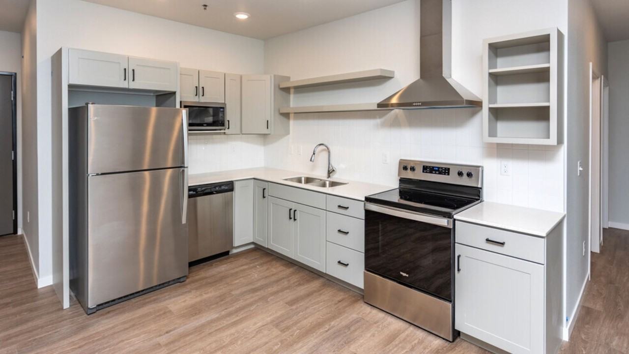 MAKT - Photo 4 of 21