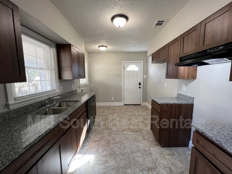 371 E Raines Rd - Photo 3 of 8