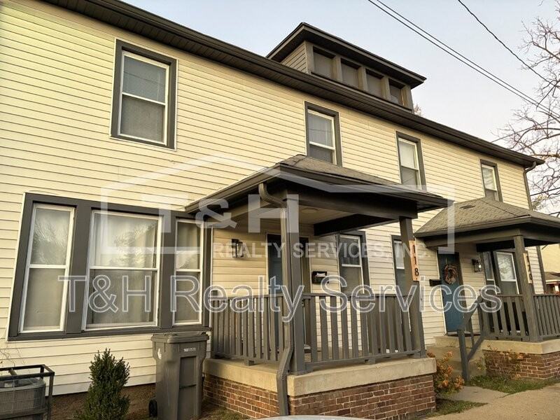 118 W 23rd St