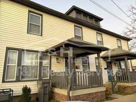 118 W 23rd St - Photo 1 of 1