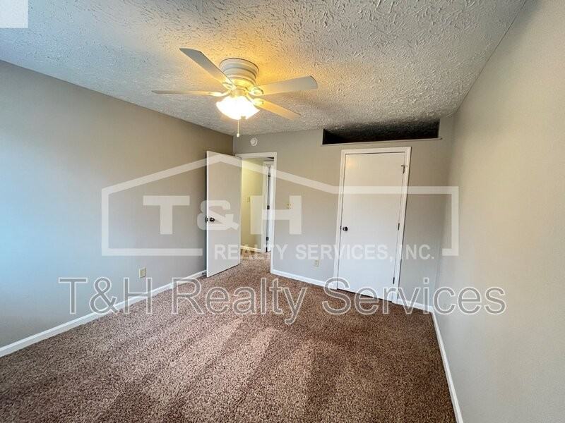 1527 Stacy Lynn Dr - Photo 6 of 12
