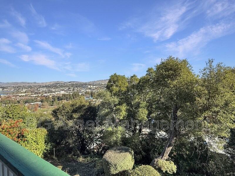 50 Frey Pl #5 - Photo 4 of 31