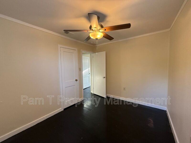 2126 Clars Ave - Photo 2 of 12