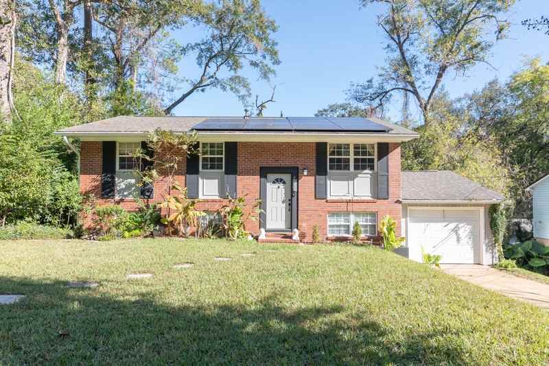 923 Hawthorne St - Photo 3 of 31
