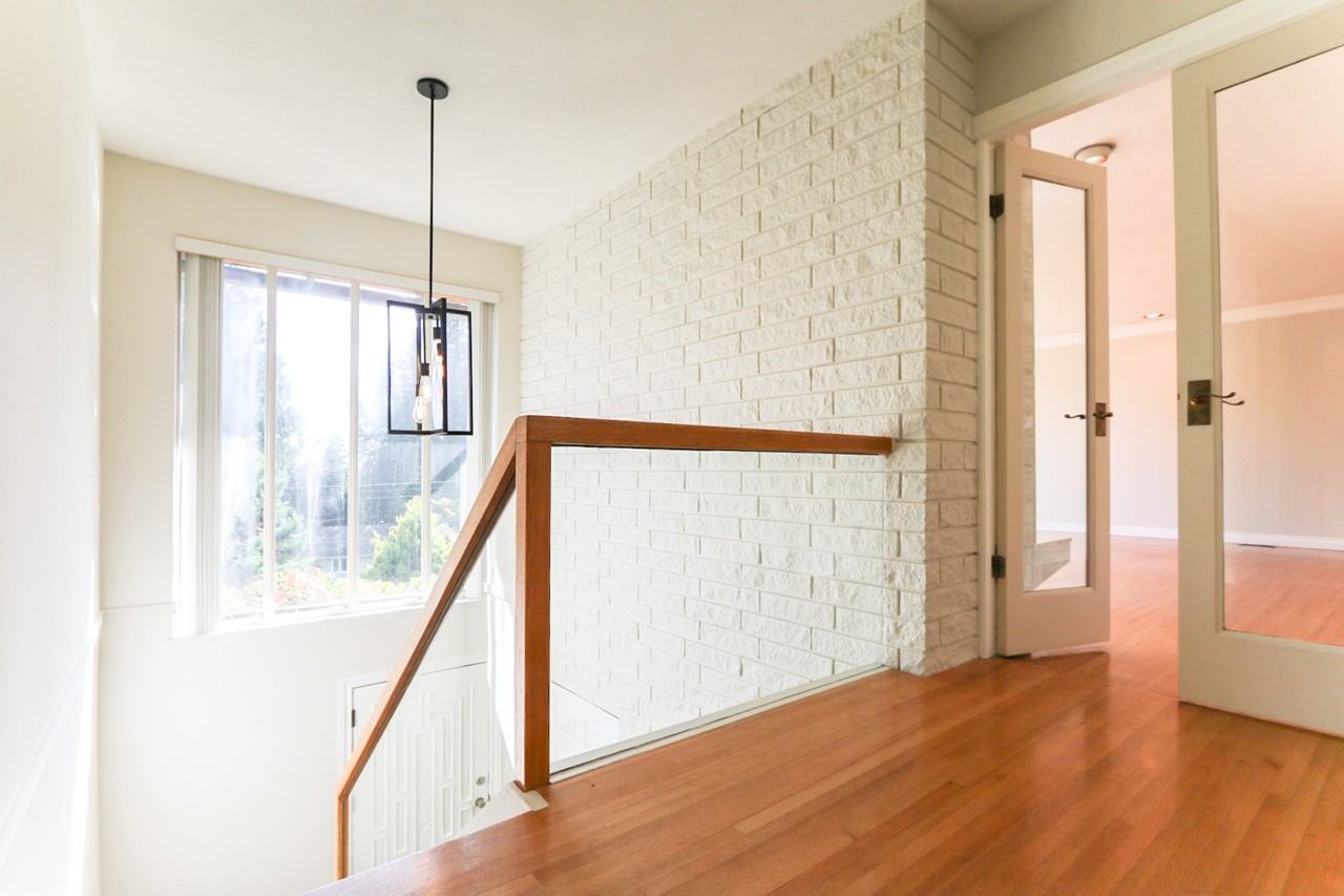 3909 Bayridge Place - Photo 2 of 27