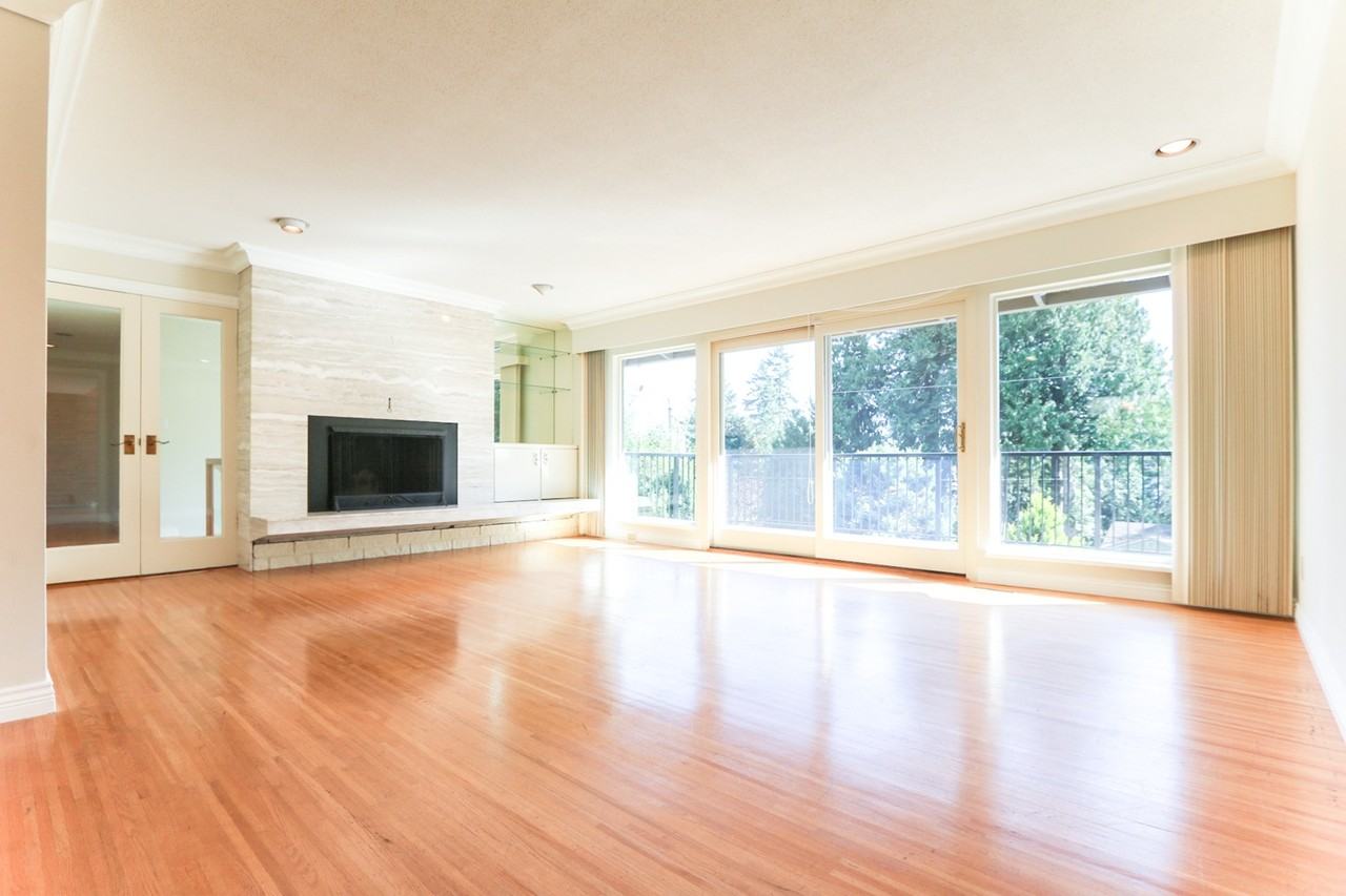 3909 Bayridge Place - Photo 3 of 27