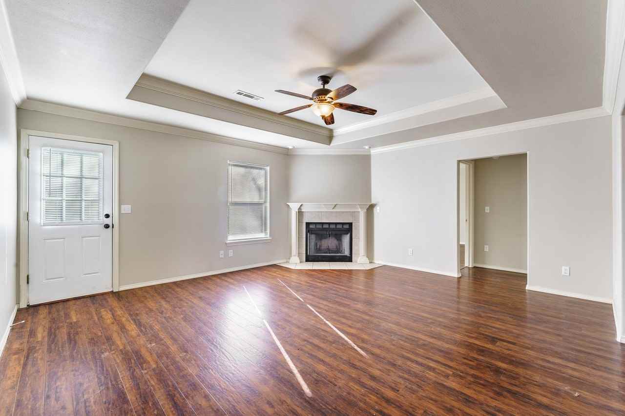 4603 Sw Limestone Ave - Photo 2 of 16