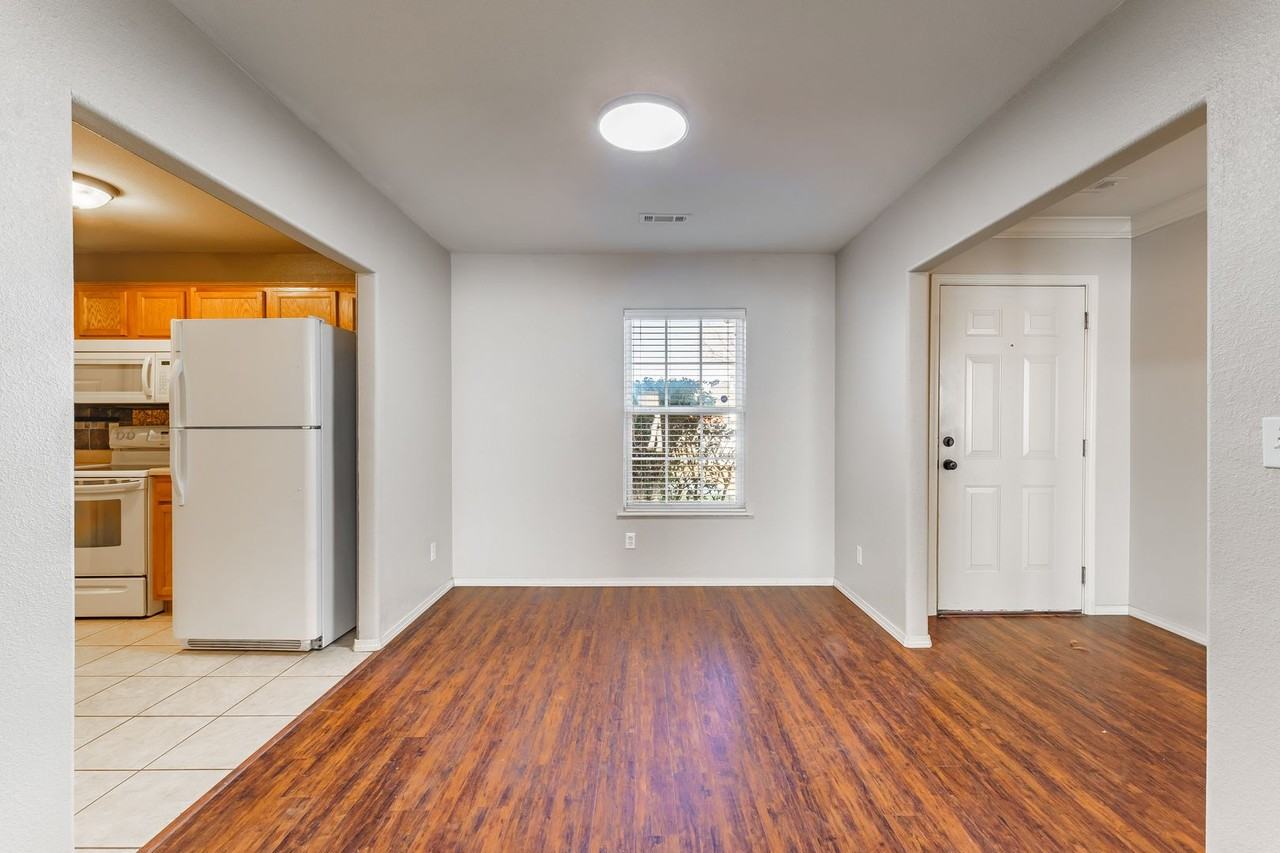 4603 Sw Limestone Ave - Photo 5 of 16