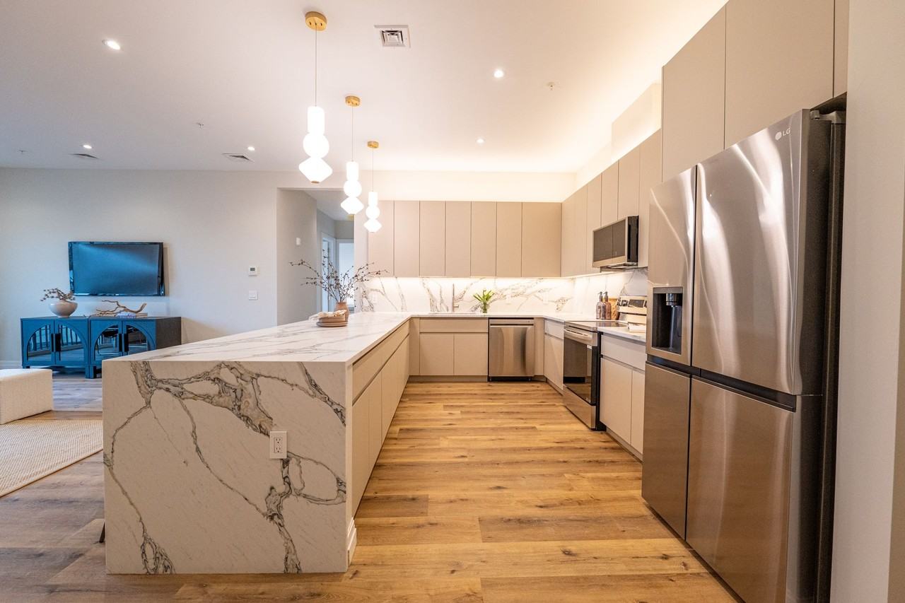 The Summit - Photo 3 of 16