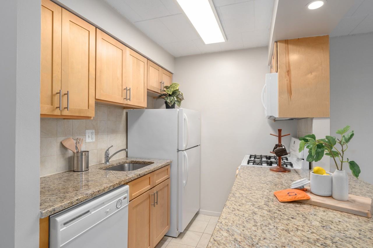 Ridgeview Apartments - Photo 3 of 27