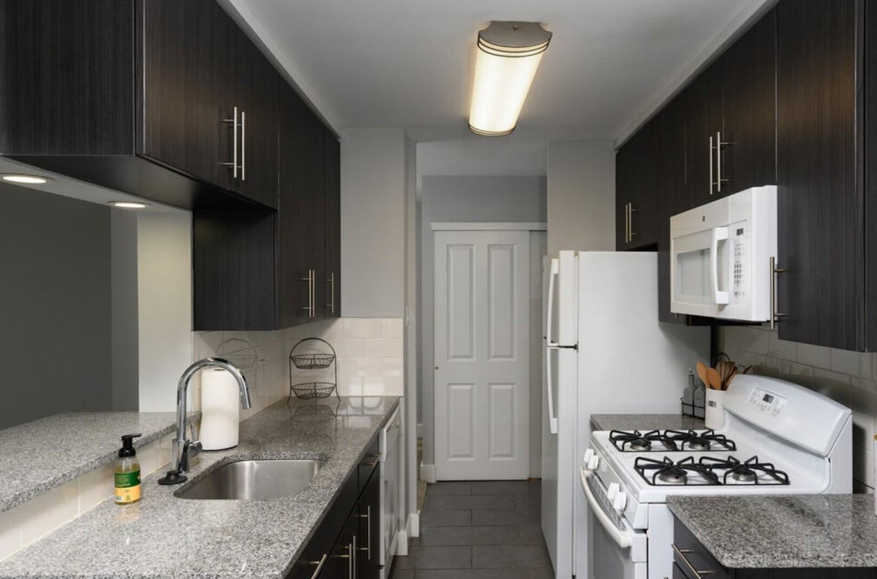 Dupont Towers - Photo 3 of 24