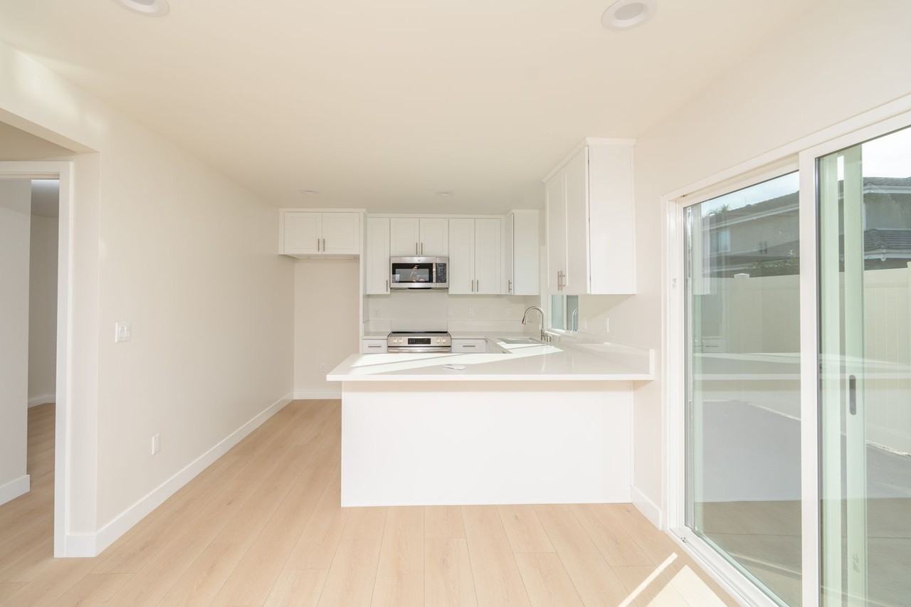 1411 S 8th Ave #B - Photo 4 of 21