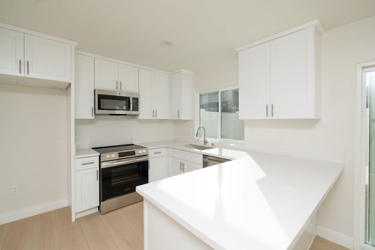 1411 S 8th Ave #B - Photo 5 of 21