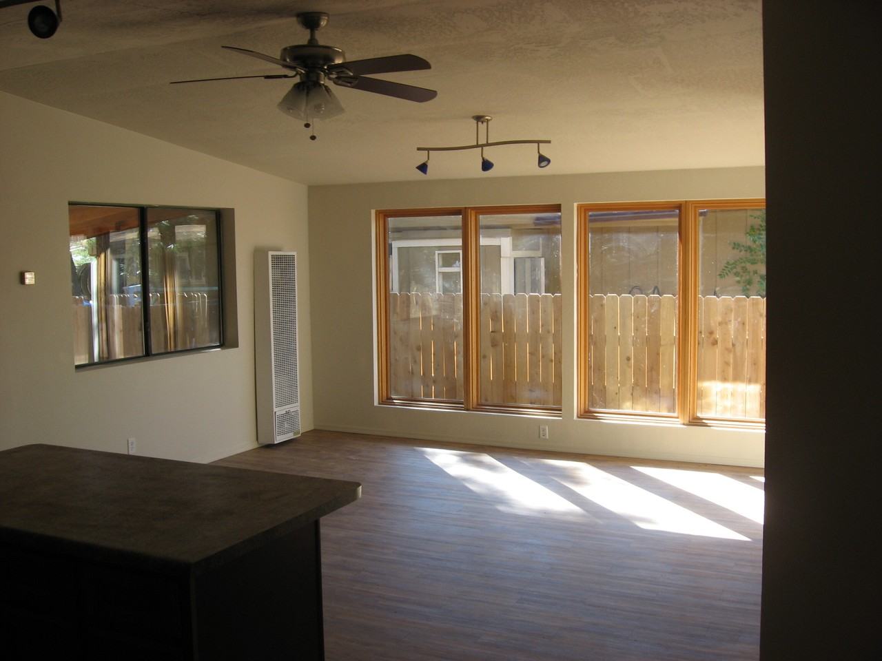 575 - Berger2 (1616 N San Fransisco B) - Photo 3 of 11