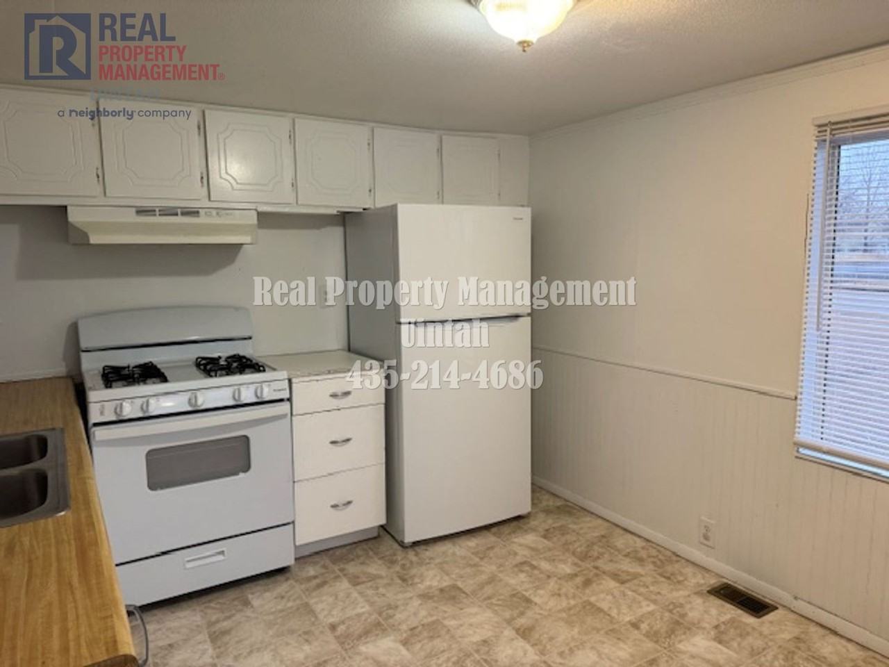 79 N 300 E - Photo 2 of 13