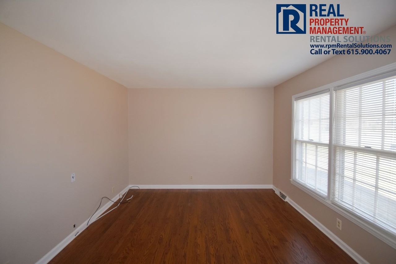 922 Kay St - Photo 3 of 19