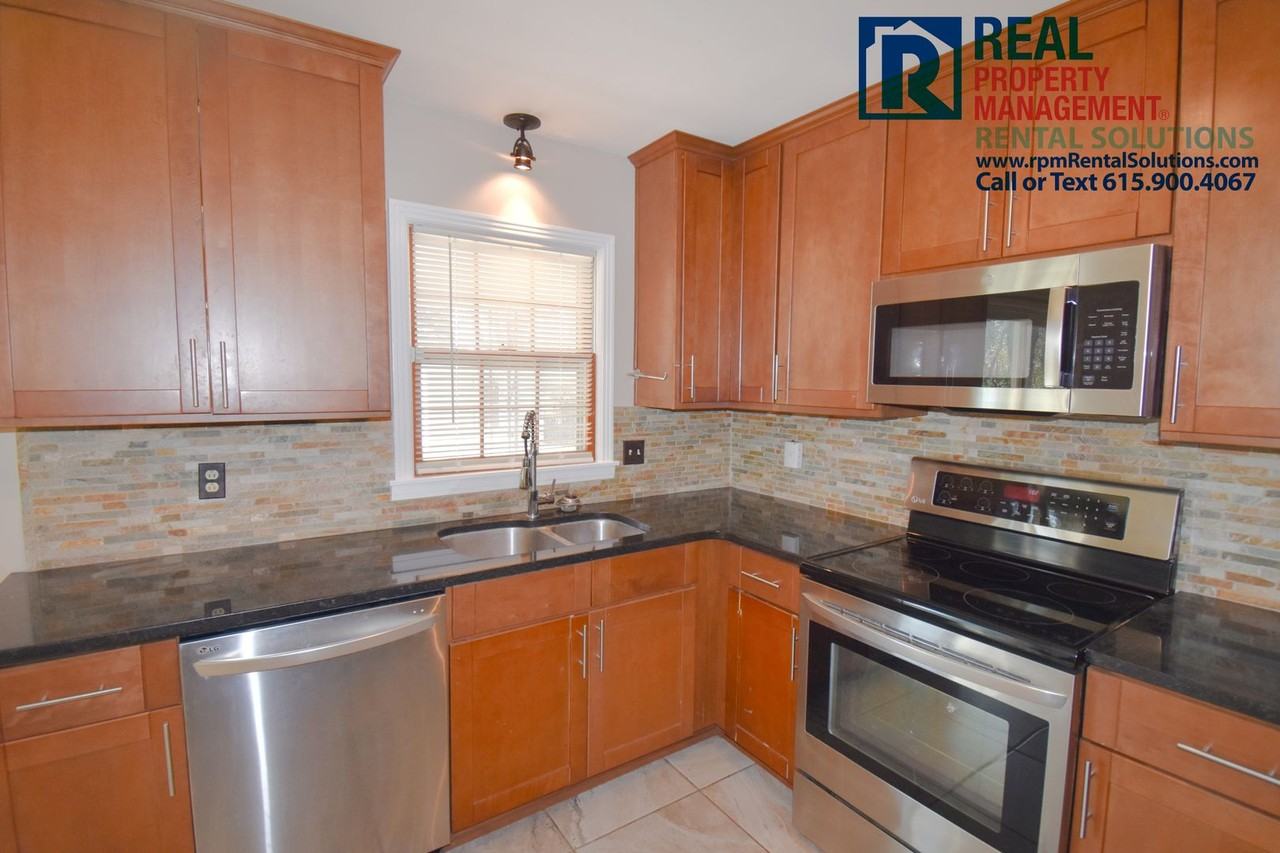 922 Kay St - Photo 7 of 19