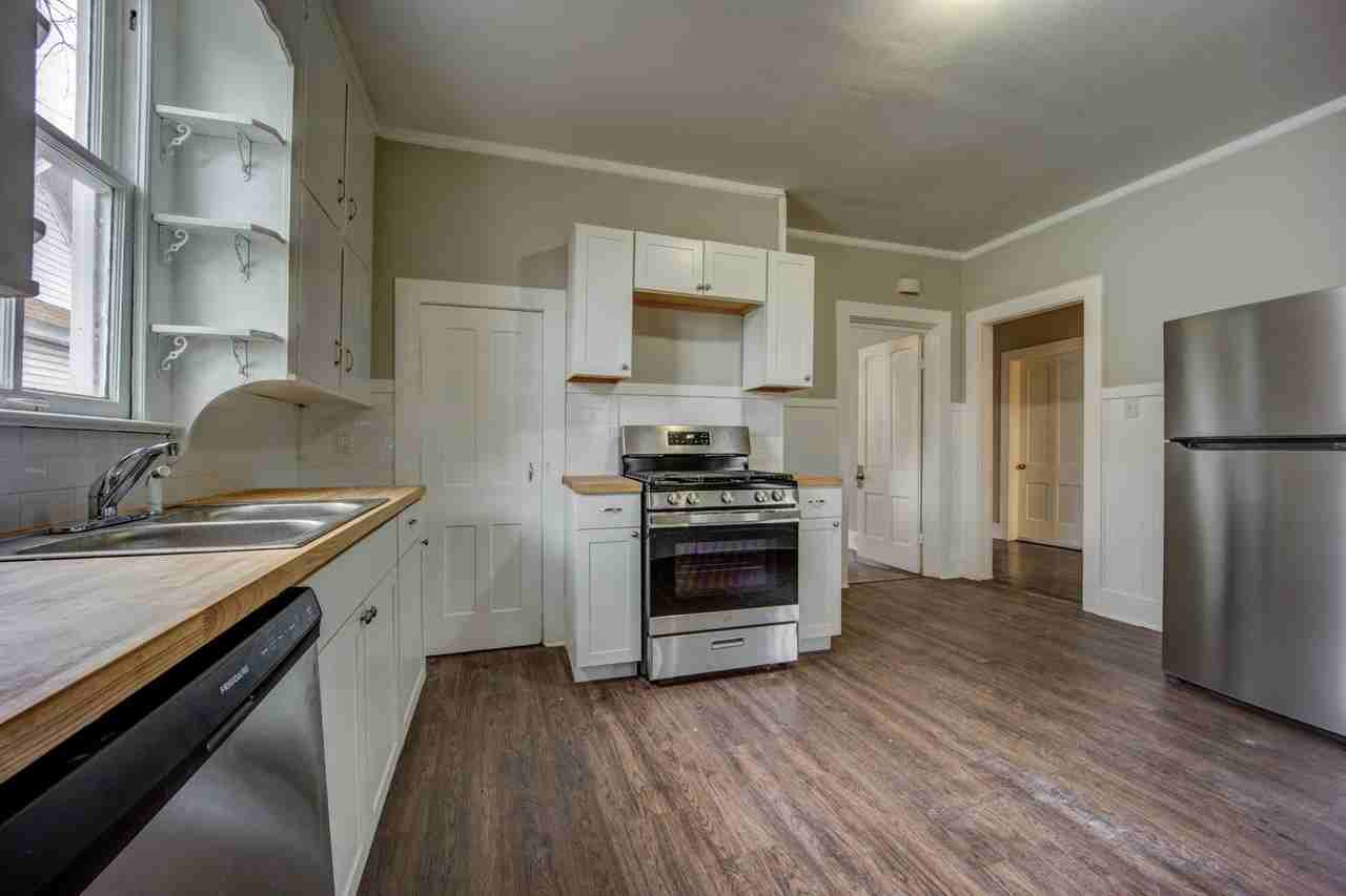 516 S 17th St - Photo 5 of 17
