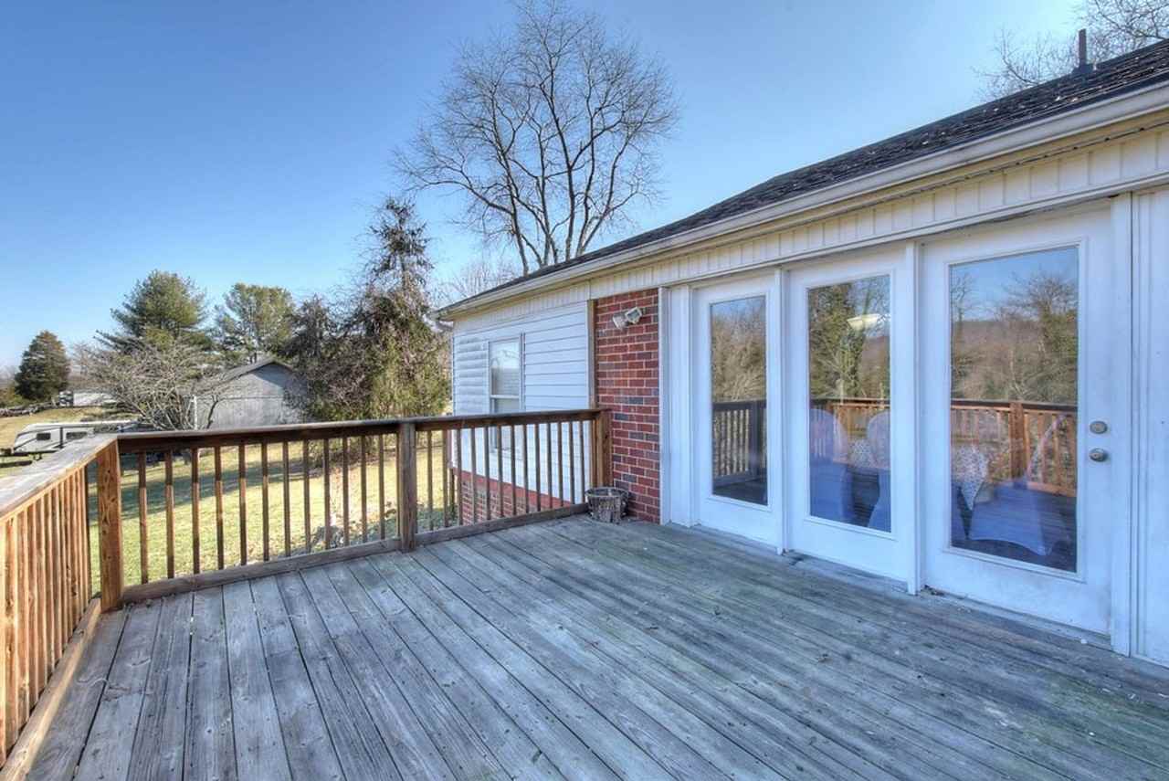 329 Old Stage Trl - Photo 2 of 19