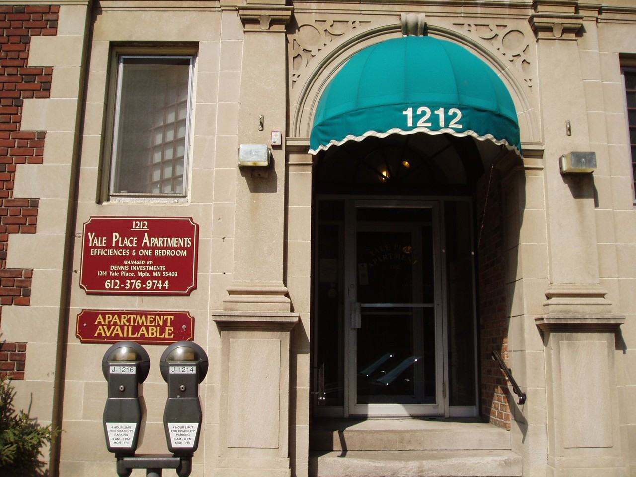 Yale Place Apartments - Photo 4 of 12