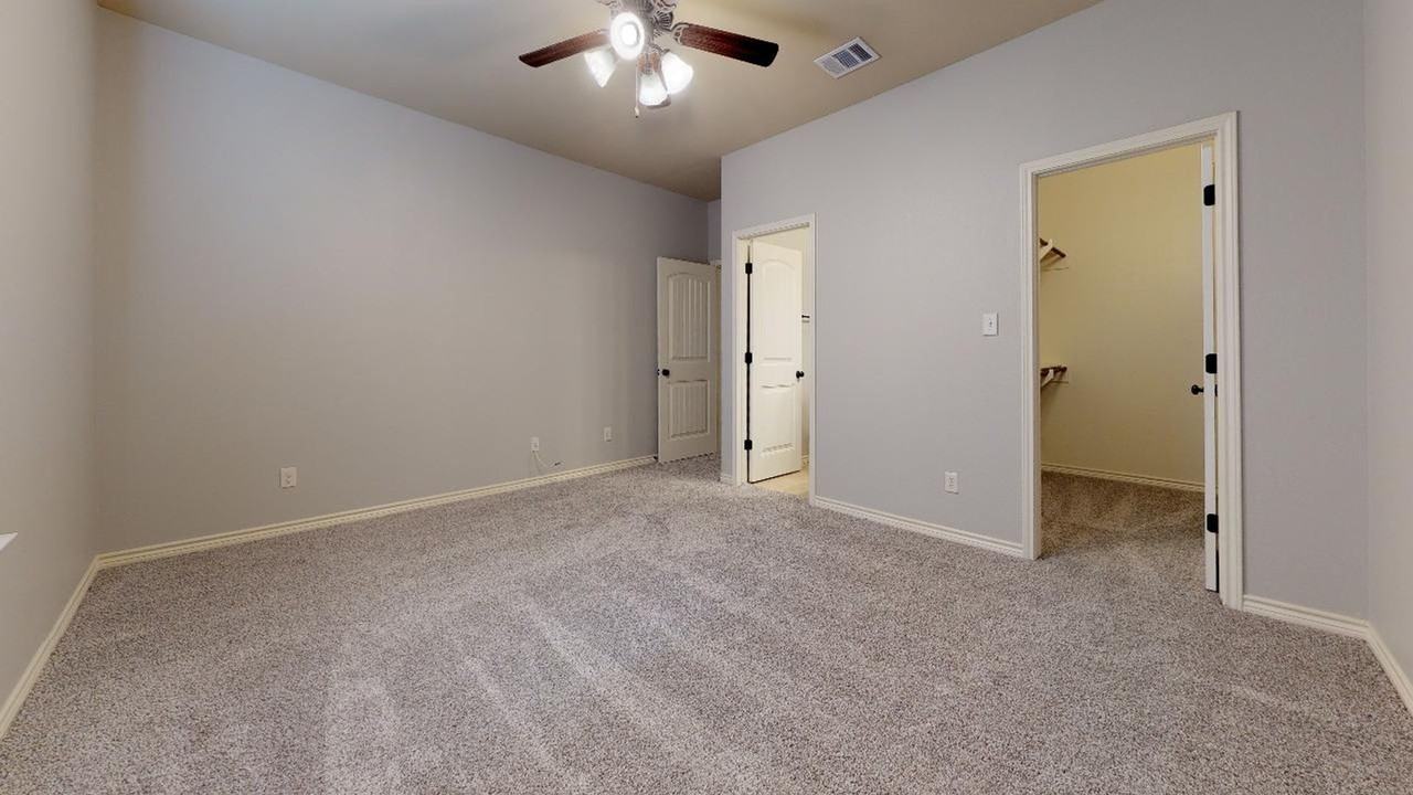 3211 Sergeant Dr - Photo 2 of 10