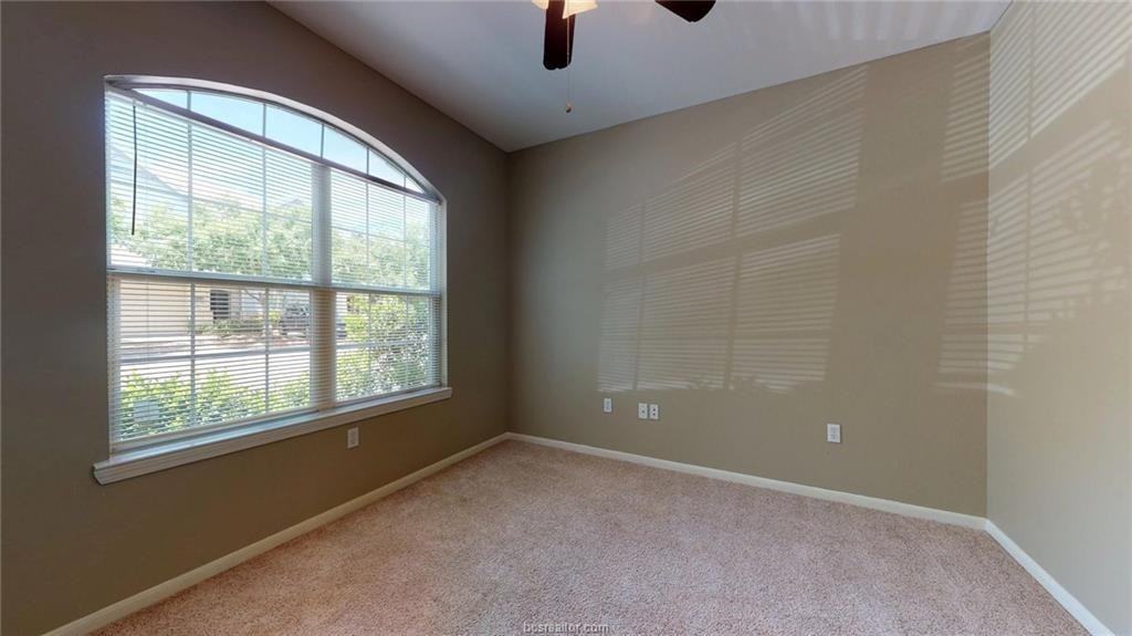 1335 Canyon Creek Cir - Photo 7 of 15