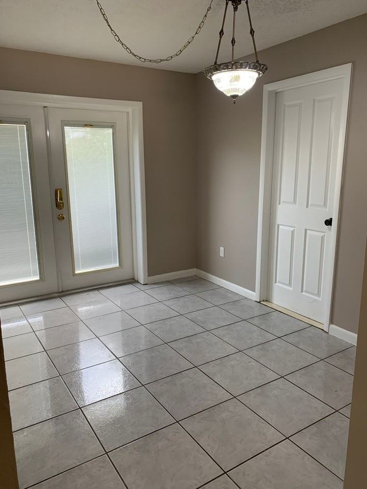 1601 Alabama Ave - Photo 3 of 15