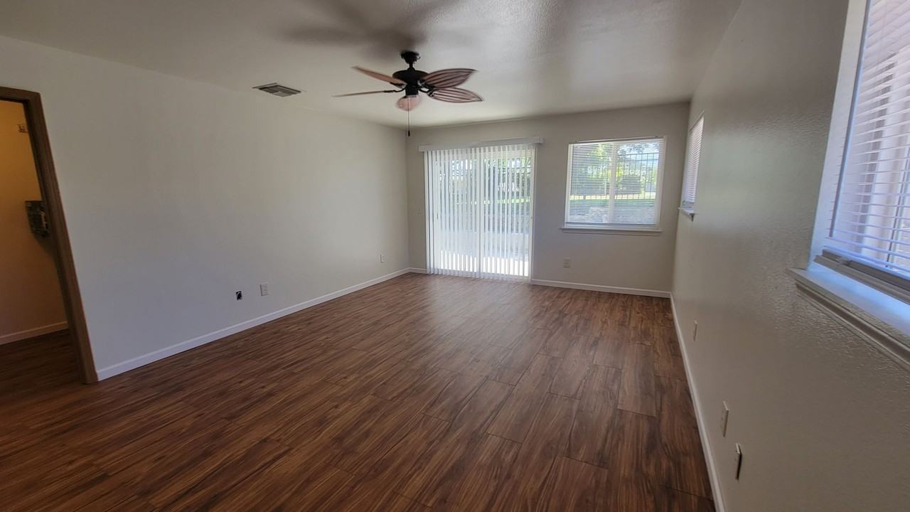 101 Hooheno St - Photo 7 of 23