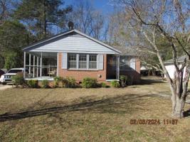 featured image of 8 Hynes St
