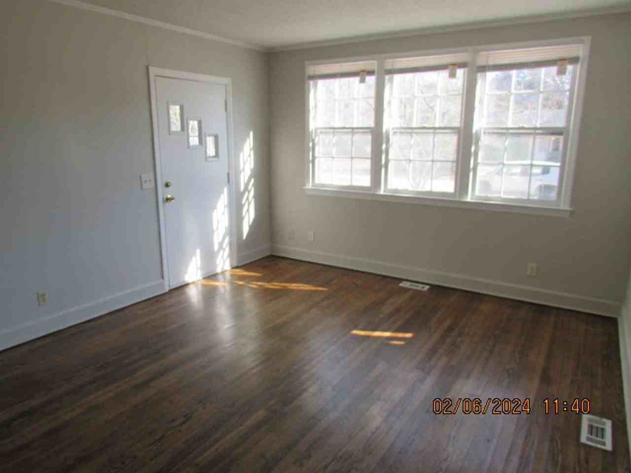 8 Hynes St - Photo 3 of 11