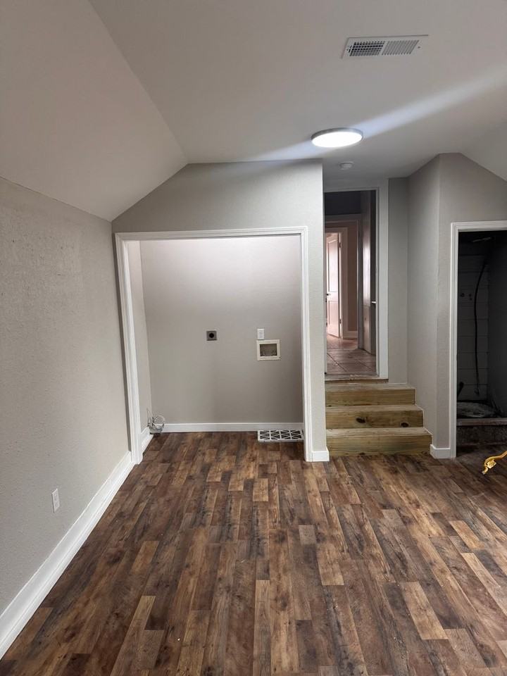 1120 N 36th St - Photo 3 of 8