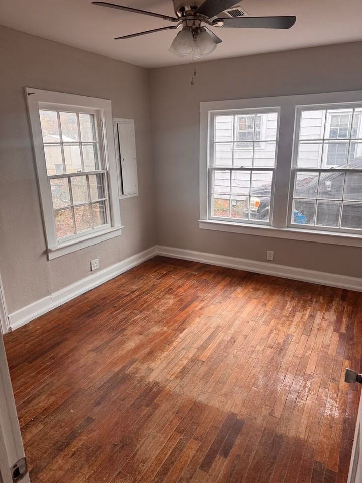 1120 N 36th St - Photo 5 of 8